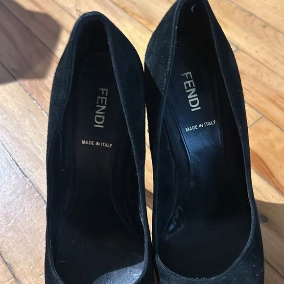 Platform suede Fendi pumps - Picture 6 of 8